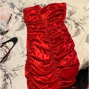 Nice  ruffled  mini strapless dress